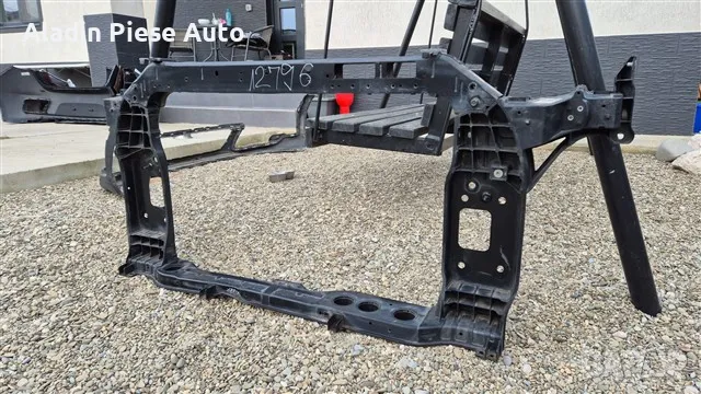 Дебелач за преден панел Kia Sportage 2016 2017 2018 2019 2020 2021 , снимка 2 - Аксесоари и консумативи - 50439289