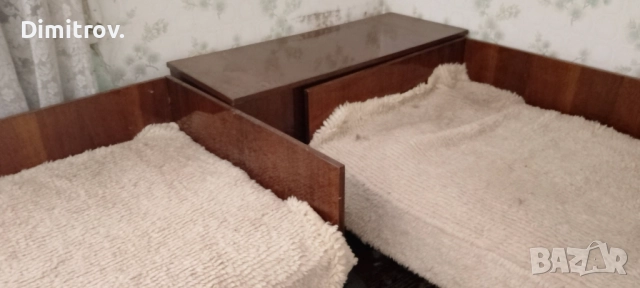 Ъглови легла с матраци + ракла + маса, снимка 2 - Спални и легла - 52121974