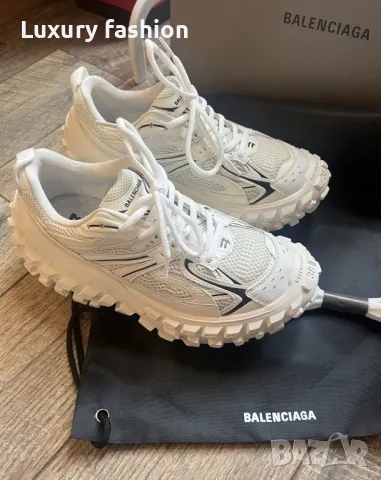 Дамски маратонки Balenciaga , снимка 3 - Маратонки - 46953950