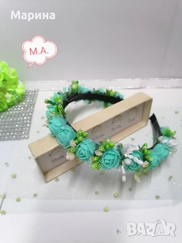 Празнична диадема с цветя, вариант 33, снимка 2 - Аксесоари за коса - 54232591