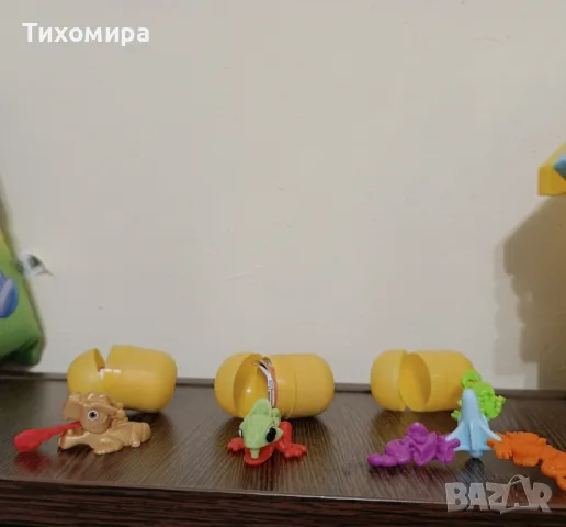 Киндер играчки 