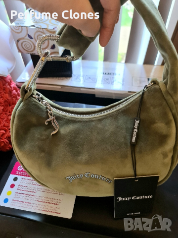  Juicy Couture Дамска чанта Blossom Small Hobo Bag
▪︎ Moss Green

, снимка 4 - Чанти - 45038314