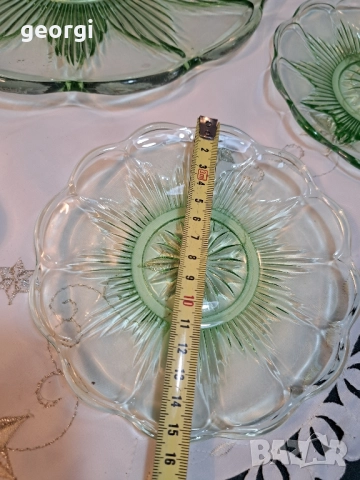 стъклено плато за торта със 6 чинийки от цветно зелено стъкло 28/3, снимка 7 - Други - 51873530