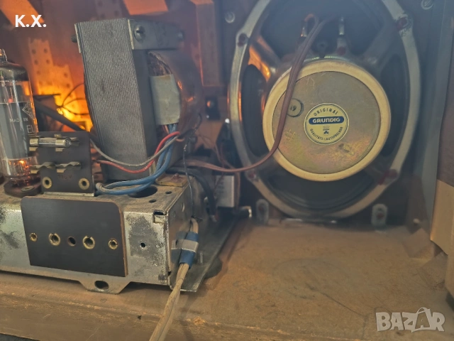 Лампово радио Grundig 2147, снимка 13 - Радиокасетофони, транзистори - 53109922