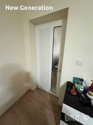 Собственик Продава Къща с 290кв.м.ЗП -9 стаи,двор 1040кв.м- с.Чернолик, снимка 16 - Къщи - 49018168