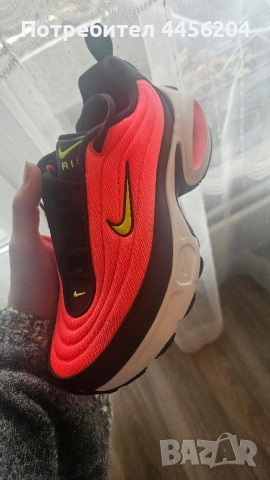 Страхотни дамски маратонки Nike Air Max Portal.Чисто нови.Размер-35,5., снимка 3 - Маратонки - 53580304