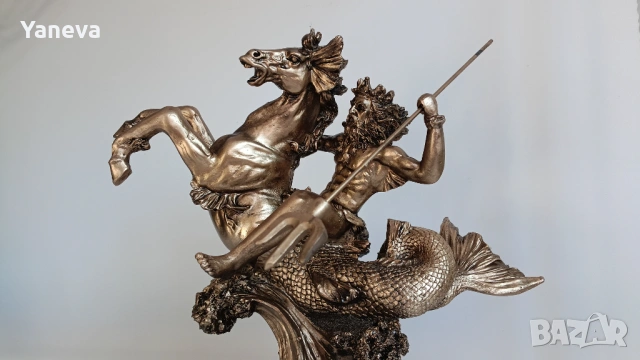 Посейдон древногръцки бог на моретата, океаните, земетресенията и конете., снимка 5 - Статуетки - 53134420