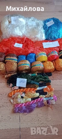 Копринени конци/коприна за бродиране 40, 10 гр. и започнати чилета, снимка 10 - Гоблени - 35712743