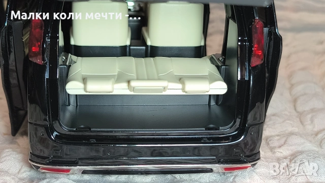 метална кола Toyota Alphard MPV - 2025 г. Мащаб 1:18, снимка 7 - Колекции - 53529437