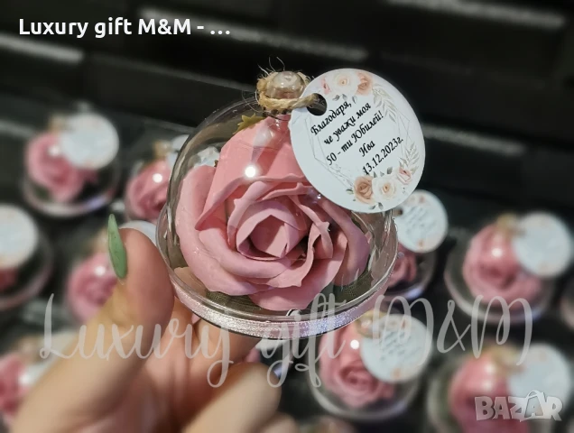Падаръци за гости - акрилна стъкленица с роза, снимка 8 - Подаръци за юбилей - 36080326