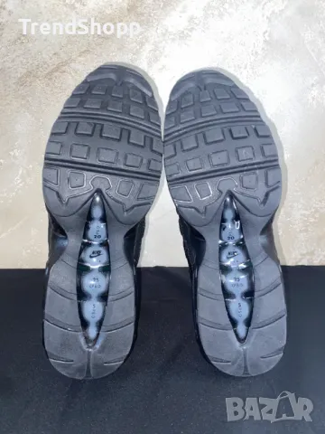 Мъжки маратонки Nike Air Max 95 Essential Triple Black, снимка 5 - Маратонки - 48159527