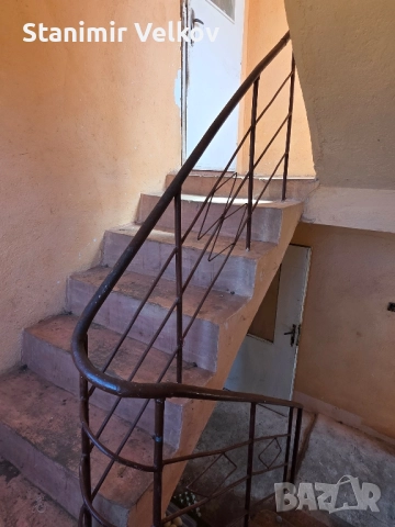 Двуетажна Къща с таван Тополовград, снимка 13 - Къщи - 51653627