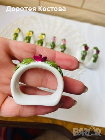 AYNSLEY красиви порцеланови пръстени от Англия, ръчно направени и оцветени, 8 бр , снимка 8 - Антикварни и старинни предмети - 53716260