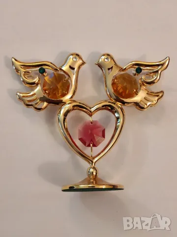 Фигурка, статуетка Влюбени гълъбчета, Сваровски. 