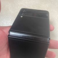 Samsung Galaxy Z Flip 3 5G, снимка 4 - Samsung - 45834761