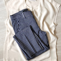 Елегантен панталон в ситно каре Zara & страхотен копринен топ Dante 6 , снимка 7 - Панталони - 45046559