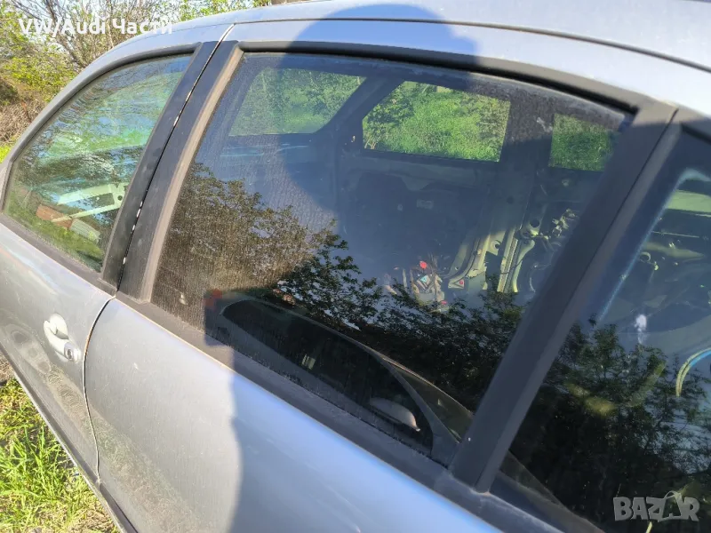 Задно ляво странично стъкло за Сеат Леон Seat Leon , снимка 1