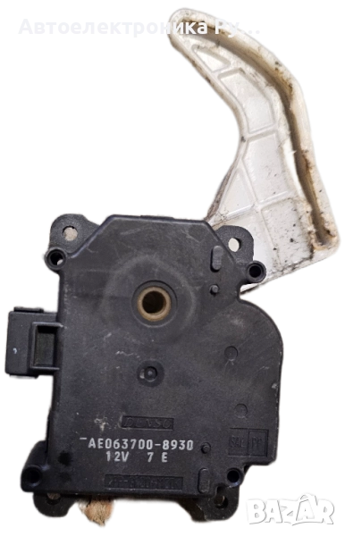 Моторче клапа парно за Toyota Avensis Verso (08.2001 - 11.2009) 2.0 D-4D (CLM20),063700-8930, снимка 1