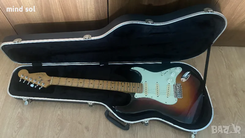 Китара Фендер стратокастър Fender USA 1996 Stratocaster с твърд куфар., снимка 1