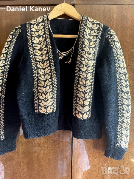 Фолклорна жилетка, снимка 1