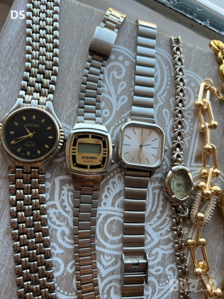 Часовници лот, снимка 1