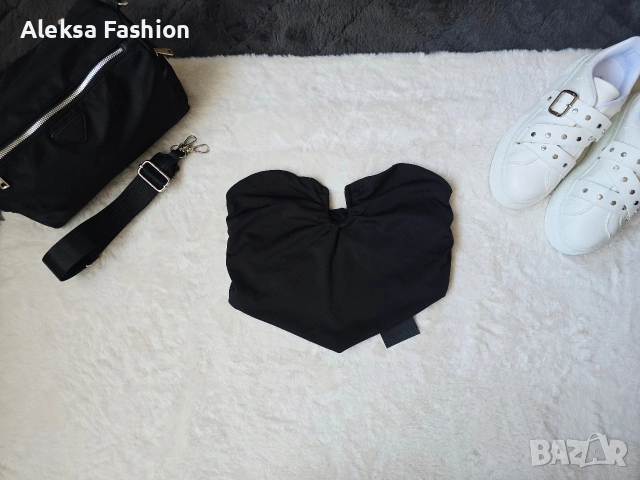 Bershka дамски къс топ, снимка 3 - Корсети, бюстиета, топове - 43330413