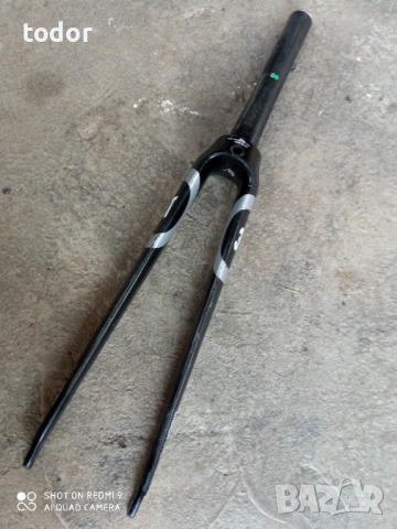карбонва вилка ,28 цола,, снимка 3 - Части за велосипеди - 53286250