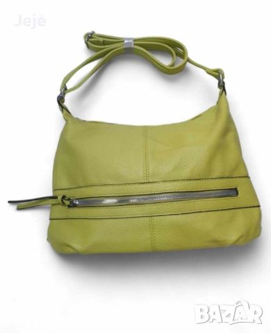 Мека дамска чанта за през рамо, снимка 6 - Чанти - 46388591