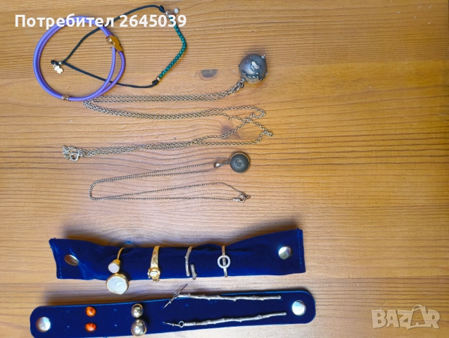 Лот бижута, снимка 3 - Бижутерийни комплекти - 52919613
