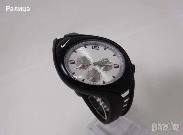 Кварцов часовник Nike с ден и дата, снимка 2 - Мъжки - 53579485
