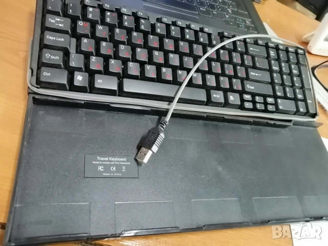 Компактна USB клавиатура с кирилица. , снимка 4 - Клавиатури и мишки - 53644037