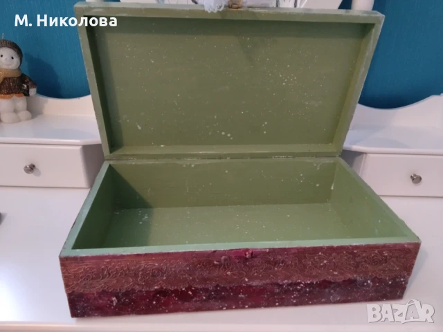 Ръчно декорирана кутия във винтидж стил., снимка 4 - Декорация за дома - 51035804
