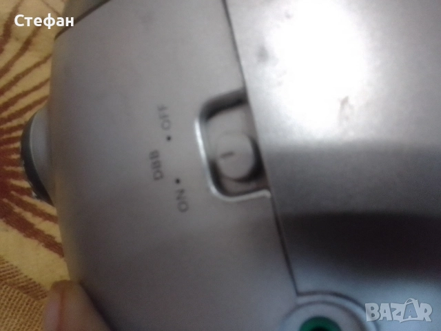 Радио приемник и CD player Phillips , снимка 5 - Радиокасетофони, транзистори - 51685941