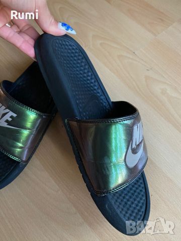 Оригинални дамски чехли Nike Benassi Just Do It Print Slide! 39 н, снимка 5 - Чехли - 46317052