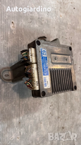 Компютър за двигател / ECU / Моторен компютър за Toyota Yaris - 89530-52162 / 324811-11662