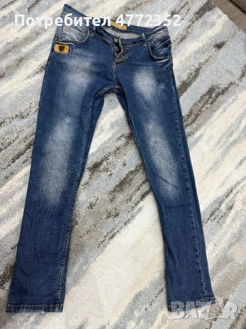 Дамски дънки и панталони