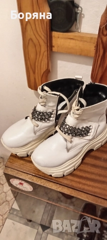 дамски ботуши бели. , снимка 2 - Дамски ботуши - 52926227