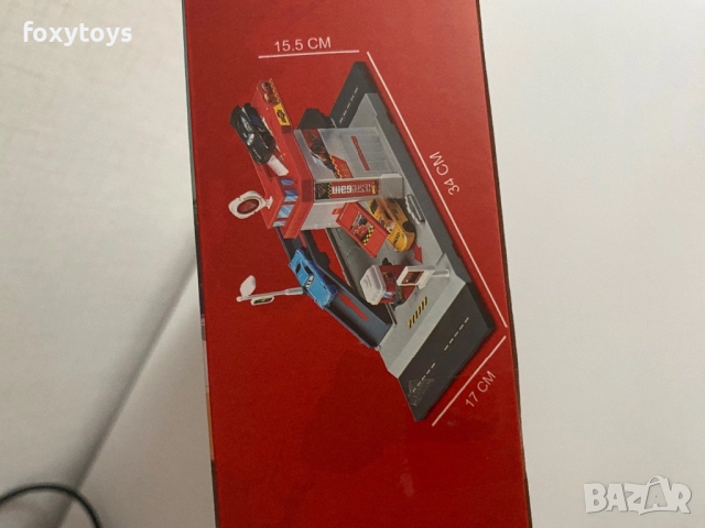 Паркинг с път, кола и хеликоптер - Макуин, McQueen, Cars, снимка 4 - Коли, камиони, мотори, писти - 51783300