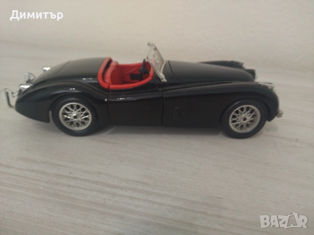 Метална количка Jaguar XK120 -1/24 !!!, снимка 6 - Колекции - 54135915