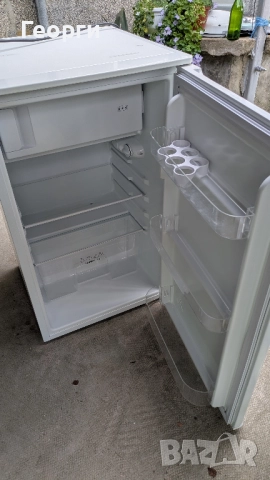 Хладилник с фризерна част Gorenje 96л А+, снимка 9 - Хладилници - 51790443