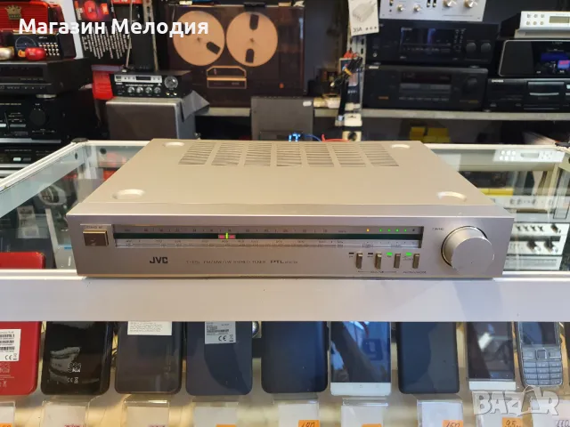 Тунер JVC T-E5L В отлично техническо и визуално състояние., снимка 2 - Декове - 47535652