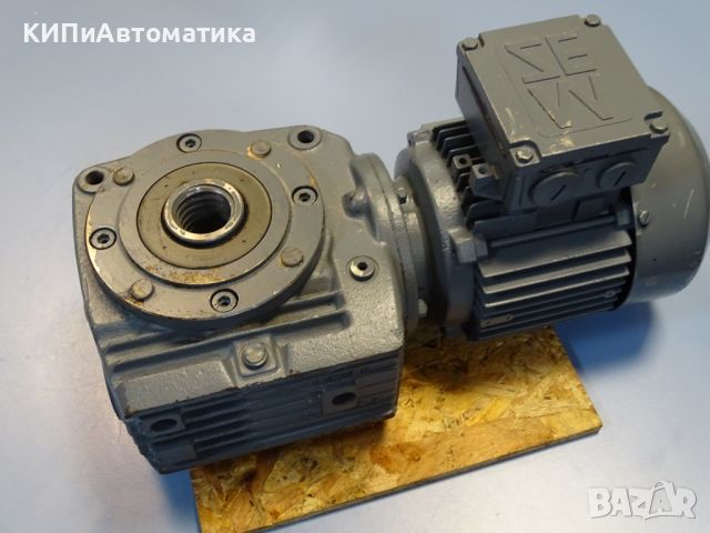 мотор-редуктор SEW-EURODRIVE SA40DT71K-4 220/380V, снимка 6 - Резервни части за машини - 45144206