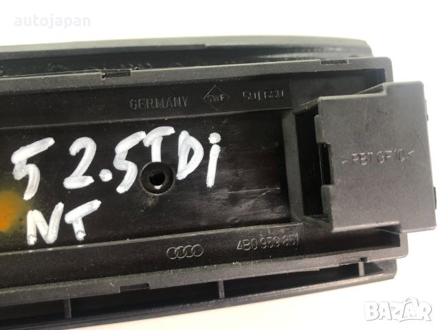 Преден ляв панел с бутони, копчета ел. стъкла от Ауди а6 ц5 авант 02г Audi a6 c5 avant 2002г, снимка 2 - Части - 45782097