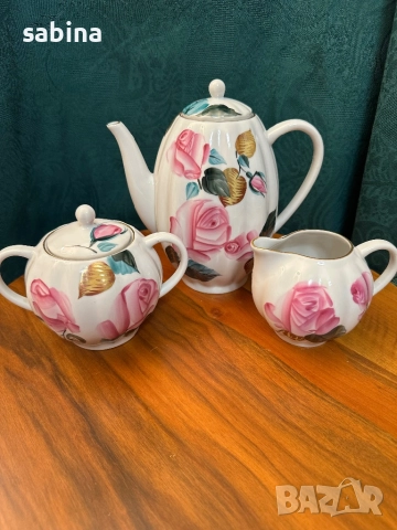 Руски/съветски сериз Сватбен подарък или Рози на ЛФЗ Ломоносов, снимка 3 - Сервизи - 51749937