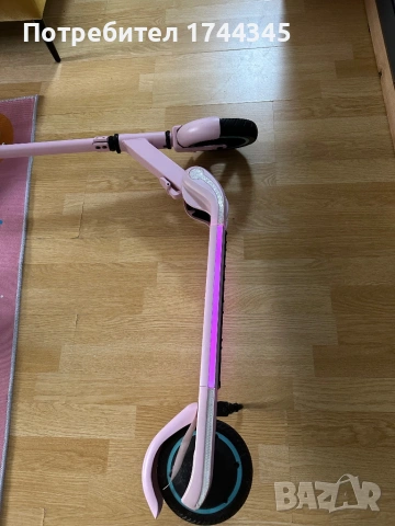 Детски електрически скутер, снимка 4 - Детски велосипеди, триколки и коли - 54170921