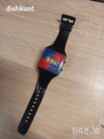 Стар китайски часовник"Yitong" (1991г), снимка 6 - Антикварни и старинни предмети - 51472096