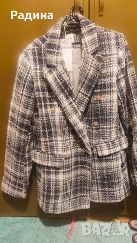 Нов с етикет, м размер плътен блейзър от sinsay