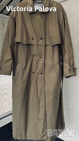 Модерен каки тренчкот с колан и цветна подплата - незаменим за пролетта, снимка 2 - Палта, манта - 53397220
