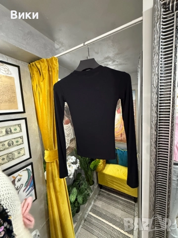 Черна блуза налична в размер S, M u L, снимка 8 - Блузи с дълъг ръкав и пуловери - 52927311