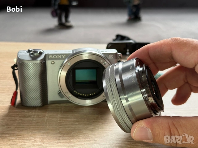 Sony Alpha A5000 + 16-50mm OSS, снимка 7 - Фотоапарати - 46135517